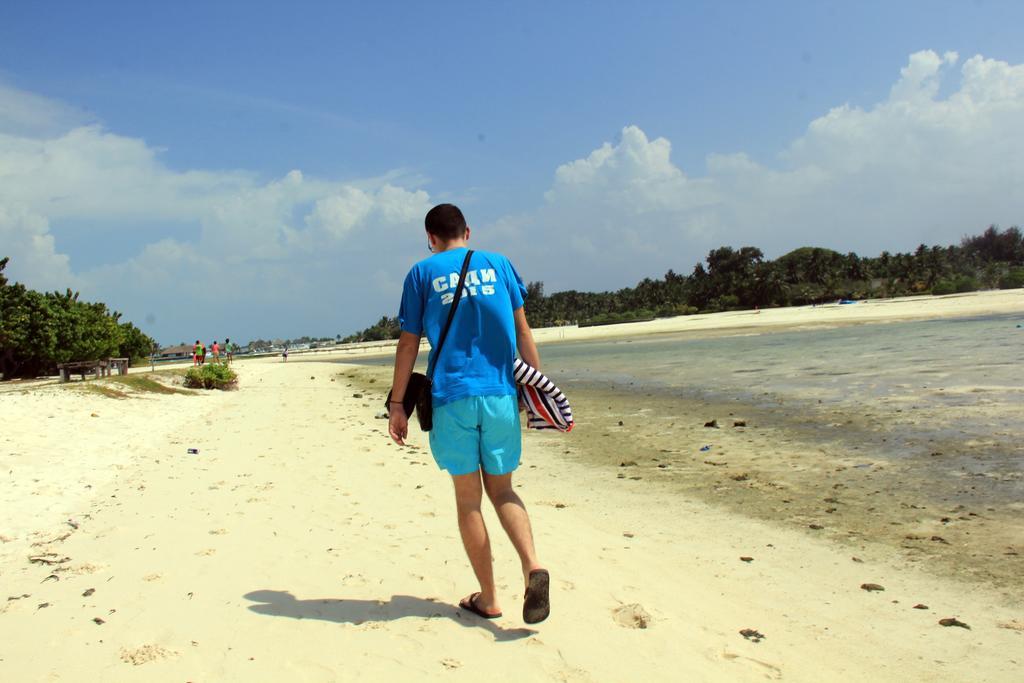 Rip Tide Vacation Inn, K.Guraidhoo Guraidhoo  Esterno foto