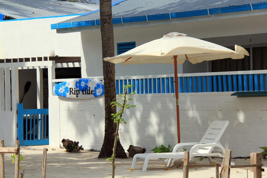 Rip Tide Vacation Inn, K.Guraidhoo Guraidhoo  Esterno foto