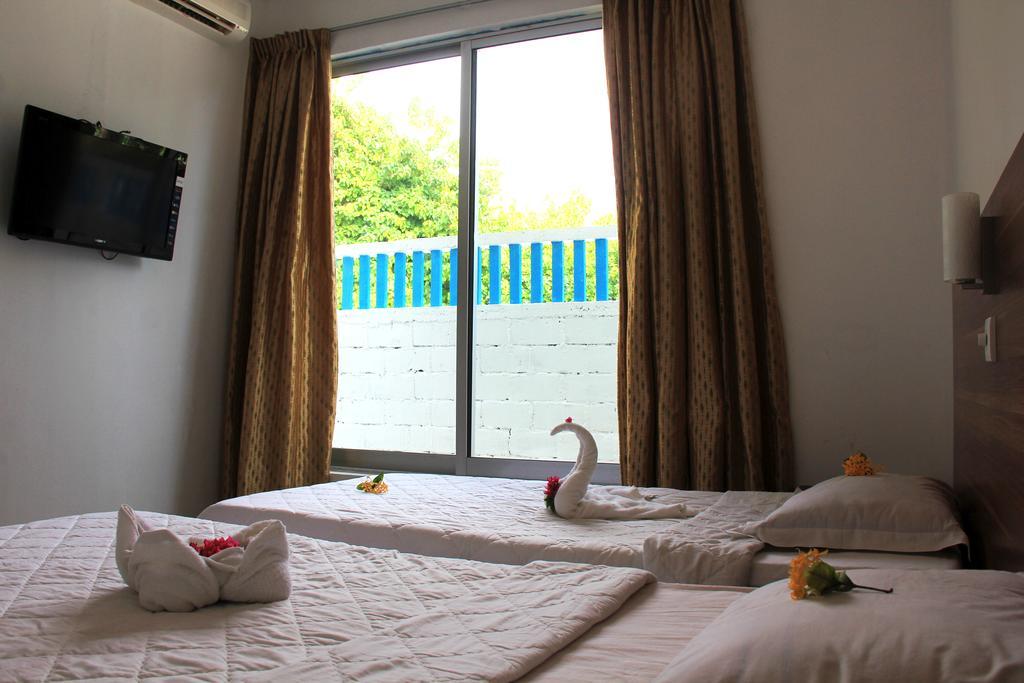 Rip Tide Vacation Inn, K.Guraidhoo Guraidhoo  Esterno foto