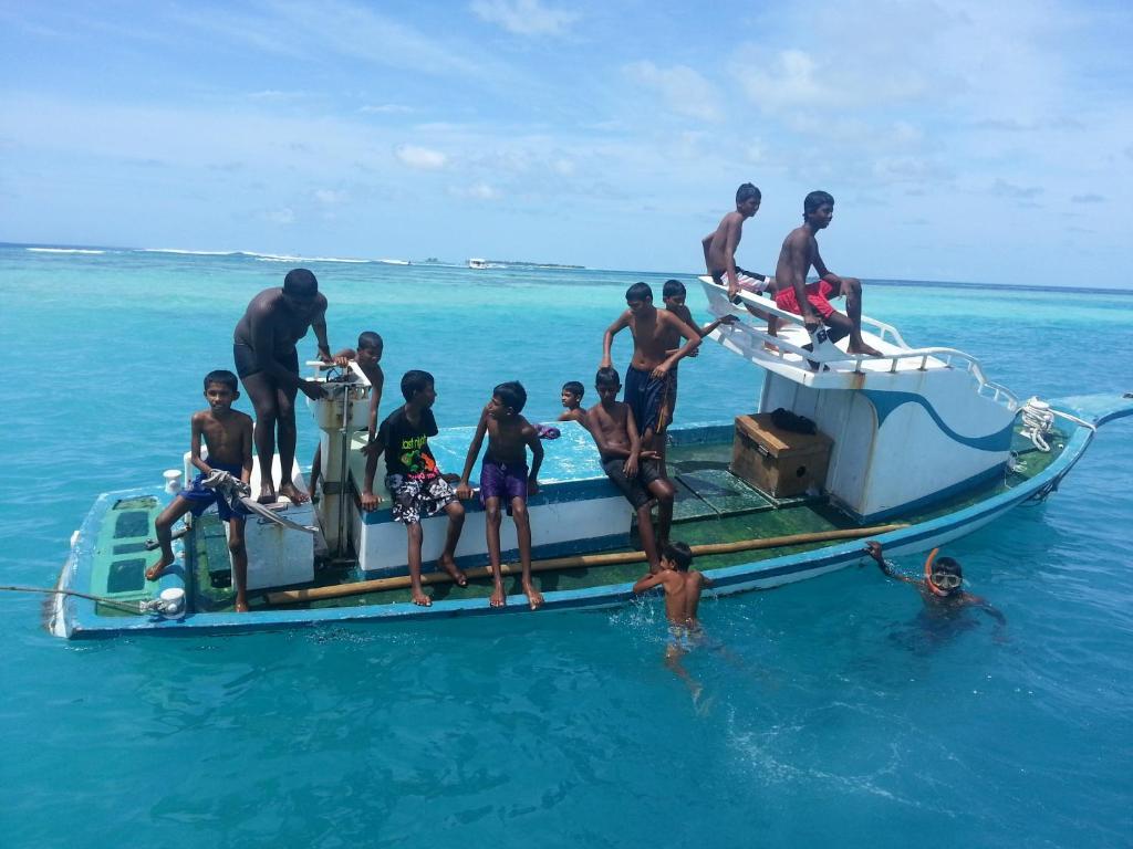 Rip Tide Vacation Inn, K.Guraidhoo Guraidhoo  Esterno foto